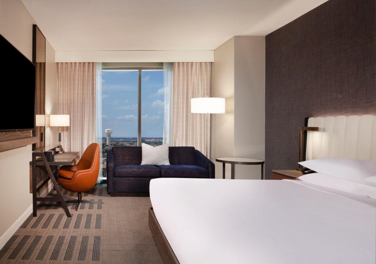 Deluxe King Suite,1459443526:JPEG